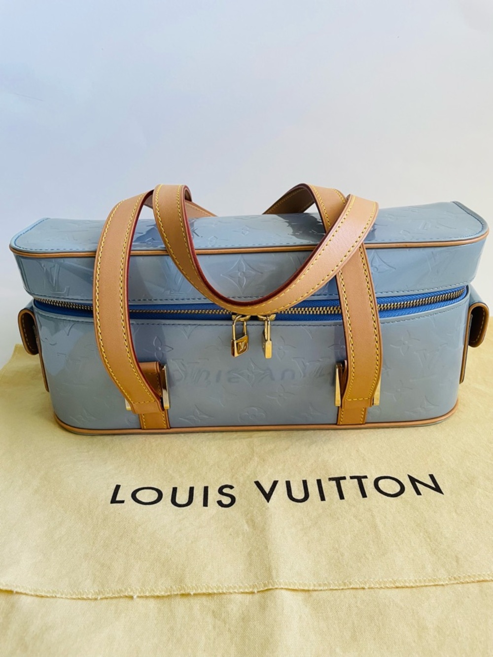 Louis Vuitton Monogram Vernis Patent Leather Sullivan Horizontal Bag